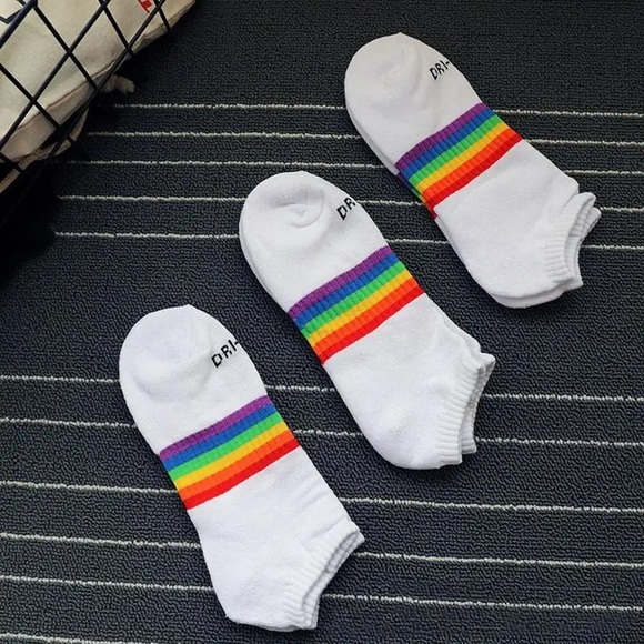 Rainbow Striped Socks For Men,mWhite Sport Style Sock, Rainbow Bottom Party - Picture 3 of 5